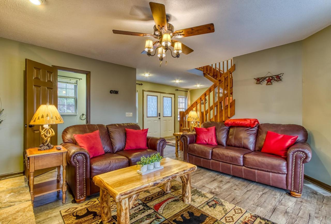 3 Decks, Mtn Views! Tree Tops By Honeybearcabins - Luxury Rain Showers, 3 King Suites, Xl Hottub, Fireplace, Bear Sightings Gatlinburg Luaran gambar