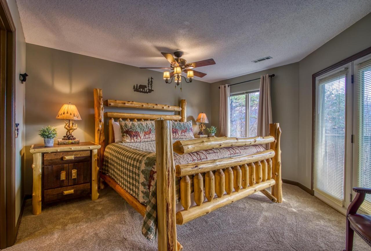 3 Decks, Mtn Views! Tree Tops By Honeybearcabins - Luxury Rain Showers, 3 King Suites, Xl Hottub, Fireplace, Bear Sightings Gatlinburg Luaran gambar